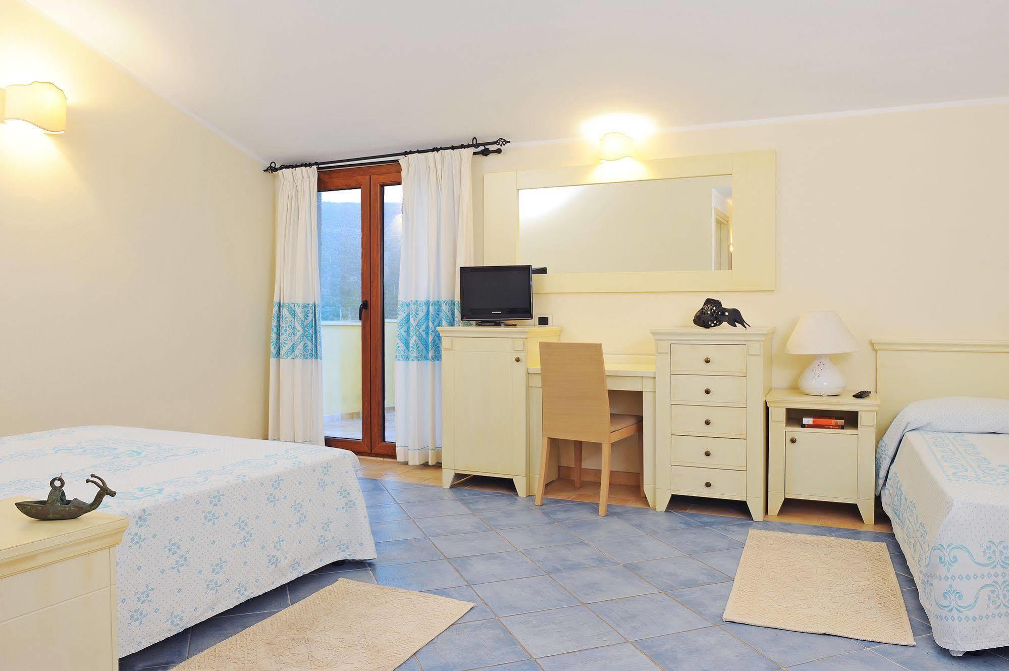 Hotel Baja Romantica Bosa Esterno foto