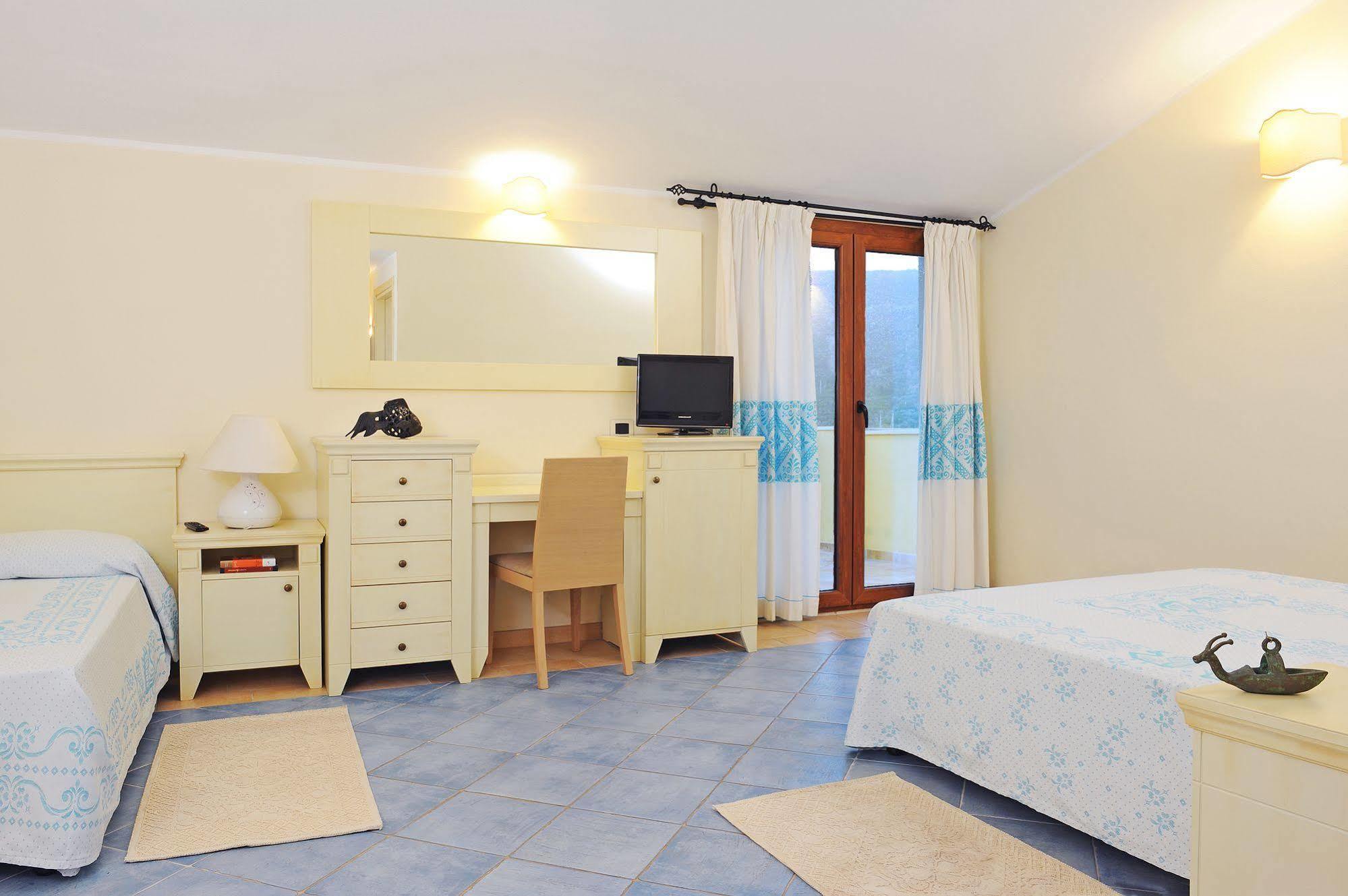 Hotel Baja Romantica Bosa Esterno foto